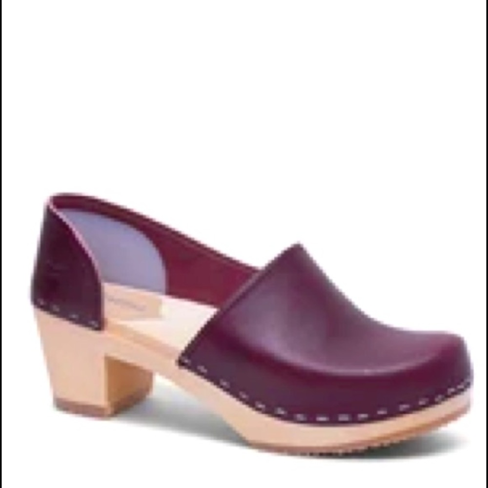 Cranberry Sandgrens Clogs - Brett Size 38 / 7